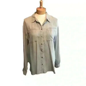 Jane + Delancy Light Gray Button up Collared Long Sleeve Top Size Medium NWT